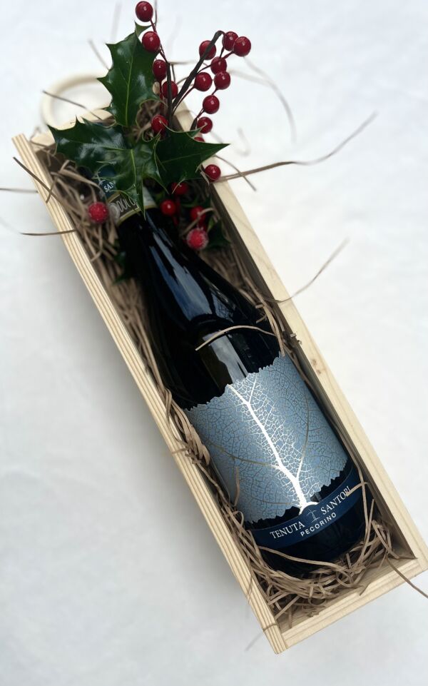 Pecorino White Wine Christmas Gift